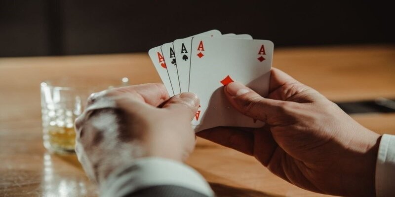 Tìm hiểu về ù khan trong game bài